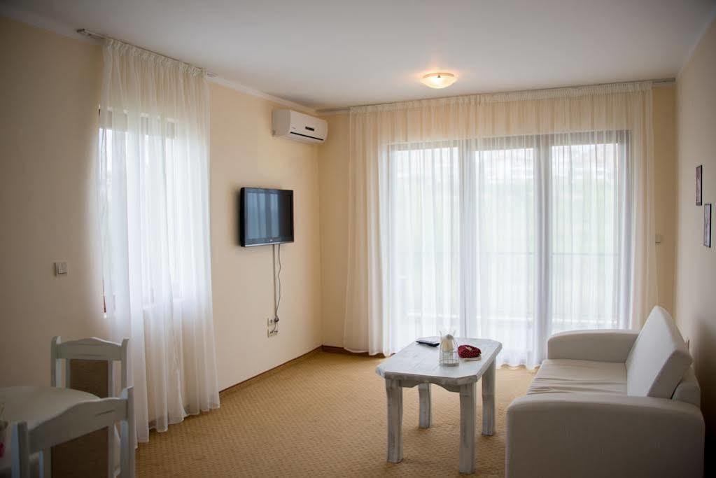Rocamar Beach Resort Tsarevo Exterior foto